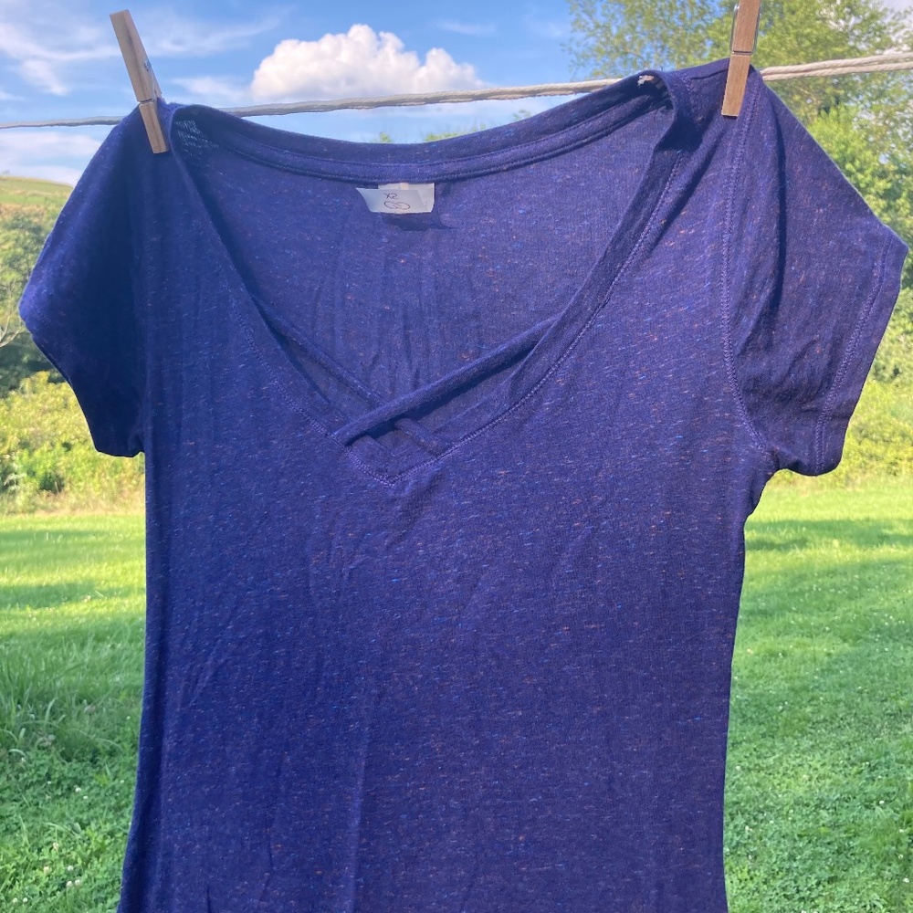 Calia by Carrie Underwood Blue Strappy V Neck Tee Shirt Sz XS